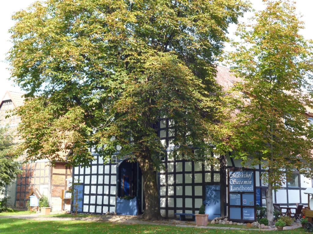 Landhotel Markthof Satemin Wustrow  Bagian luar foto